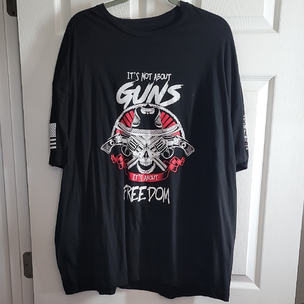 Freedom Skull Graphic Men's T-Shirt